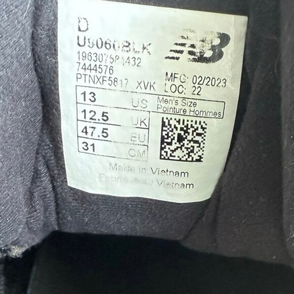 New Balance 9060 Black/Grey Men Sneakers - SZ 13